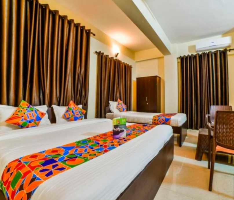 Capital O Bvh Hospitality Near Pvr Ansal Plaza Greater Noida Hotel Exterior photo